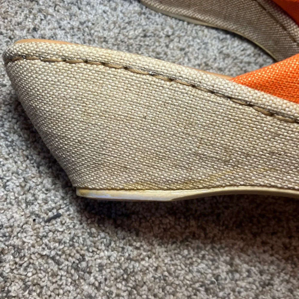 Born‎ Womens W21071 Orange Fabric Crisscross Wedge Sandals Size 8/39 Handcrafted